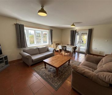 2 bedroom semi-detached house to rent - Photo 1