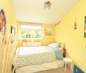 3 bedroom terraced house to rent - Photo 6