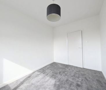 To Let – Warren Court, Westcliffe Road, Birkdale – Two Bedroom Seco... - Photo 2