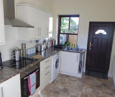 2 bedroom detached house to rent - Photo 5