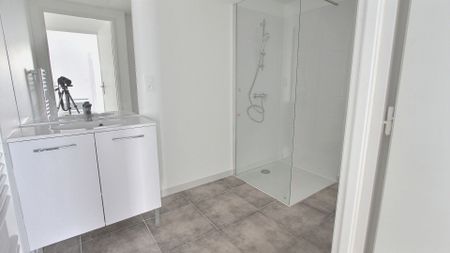 Location Appartement 3 pièces 60m² - Photo 3