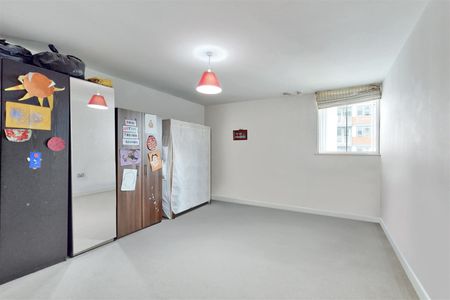 1 bedroom flat - Photo 4