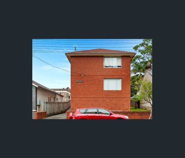 First floor apartment in a convenient location - Photo 3