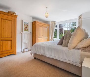 3 bedroom semi-detached house to rent - Photo 6