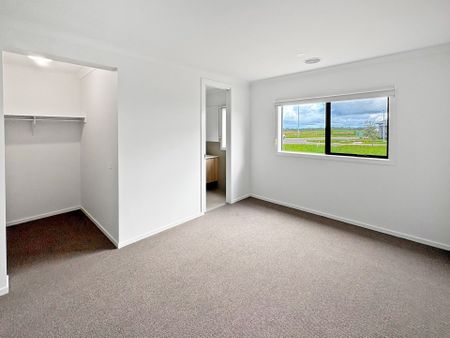 44 Fawcett Road, Lucas - Photo 2