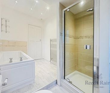 3 bedroom semi-detached house to rent - Photo 3