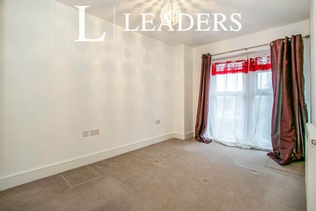 3 bedroom house to rent Adams Close, Poole, Dorset, BH15 - Photo 4