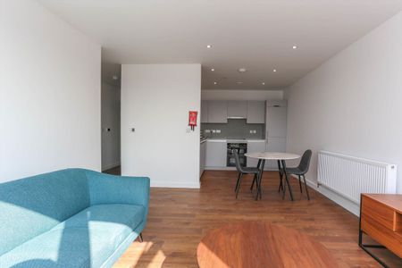 One bedroom apartment in North Acton - Photo 5