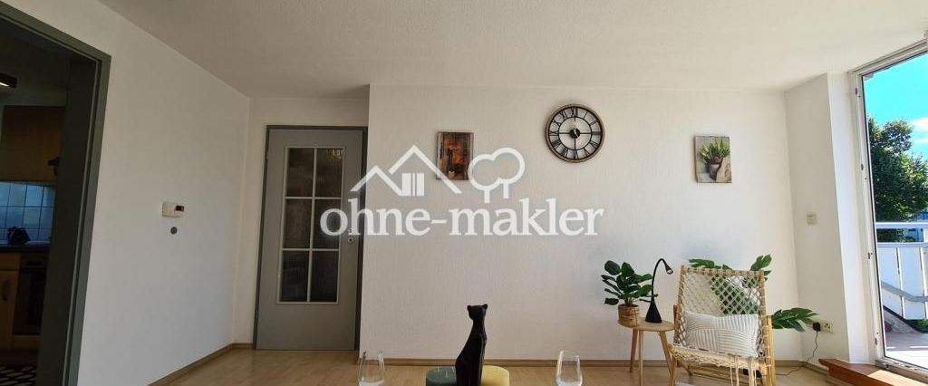 Charmante Dachgeschosswohnung mit Einbauküche – sofort verfügbar! - Photo 1