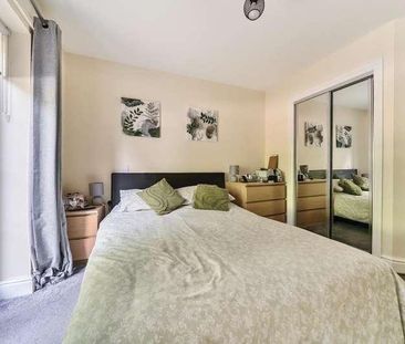 North Ascot, Berkshire, SL5 - Photo 4