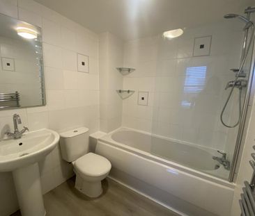 2 bedroom flat to rent - Photo 5