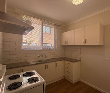 3/2 Howson Street, Brunswick West VIC 3055 - Photo 2