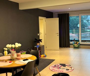 Appartement te huur in Kruishoutem voor € 925 met 3 slaapkamers - Foto 2