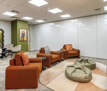 Bronze 6-7 Bed Room - Photo 2