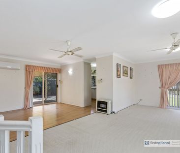 Freestanding Villa with large courtyard - Photo 3