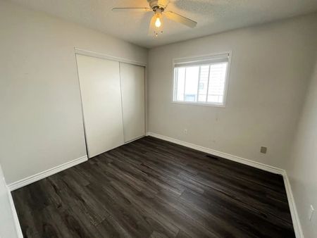 For Lease - 111 Athabaska Road, Barrie, Ontario - Photo 3