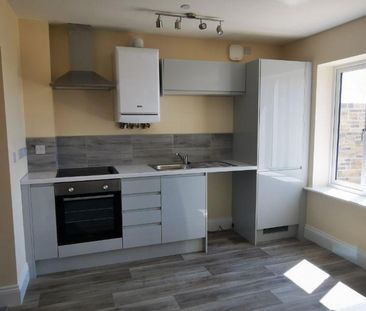 1 bedroom flat to rent - Photo 6