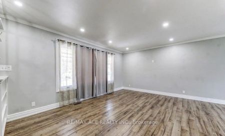 482 Nipigon Street #Main - Photo 4