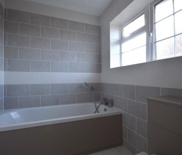 3 bedroom detached house to rent - Photo 6