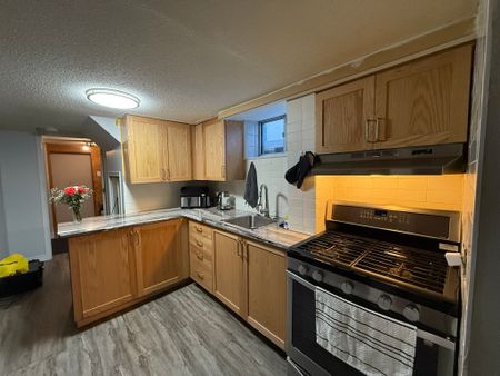 For Lease - 18 Sonnet Court Unit# Bsmt, Toronto, Ontario - Photo 2