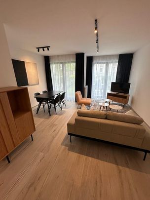 Appartement te huur - Foto 1