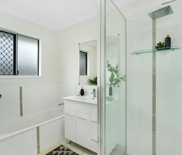 3 Hollanders Crescent, Kelso QLD 4815 - House For Rent | Domain - Photo 6