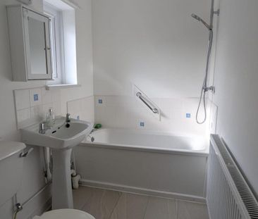 Rockley Close - Photo 2