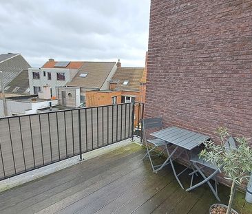 Comfortabele 2-slaapkamerduplex met 2 Terrassen te huur in Oostende - Photo 1