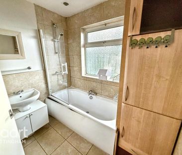 3 bedroom semi-detached house to rent - Photo 3