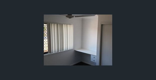 3 bedrooms Townhouse - Photo 1