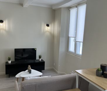 VENCE CHARMANT STUDIO MEUBLE - Photo 2