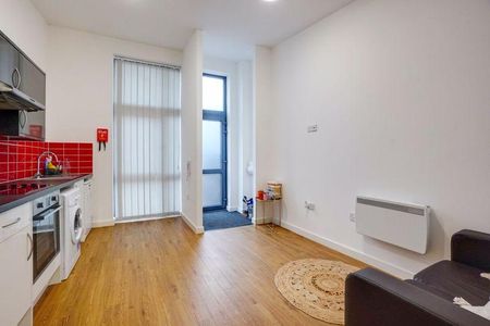1 bedroom apartment to rent - Photo 2