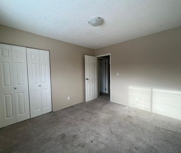 Pet Friendly 2 Bedroom 1 Bathroom Apartment - Photo 5