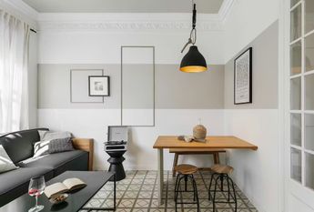 Carrer de Viladomat, Barcelona, Catalonia 08015