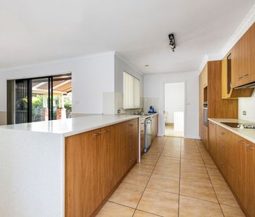 Large Family Home - Minutes from Lighthouse Beach! - Photo 2