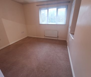 Llys Llwfen, Tregof Village, SA7 0NF - Photo 5