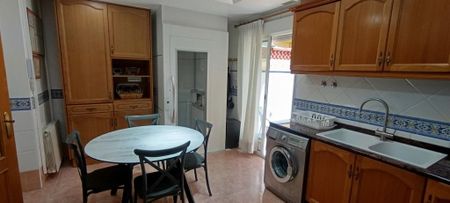 Luxury 3 room Detached House for rent in Valencia, Spain - Photo 4