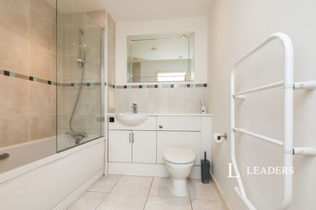 1 bedroom apartment to rent Cardinal Place, Guildford Road, Woking, GU22 - Photo 5