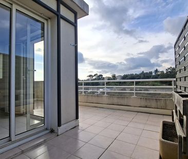 Location Appartement 3 pièces 66m² NICE 06000 - Photo 5