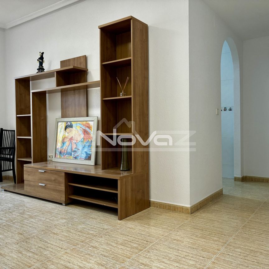 Torrevieja. Atico. Spacious three-bedroom apartm - Photo 1