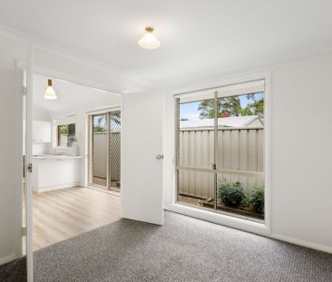 3 Bedroom, 2 Bathroom Home in Corlette - Photo 1