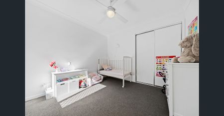 Comfort, Space & Convenience in the Heart of Hillcrest - Photo 5