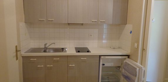 Location Appartement 2 pièces 51m² - Photo 2