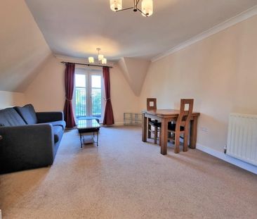 The Cloisters, Guildford - 2 bedrooms Property for lettings - Seymours - Photo 2