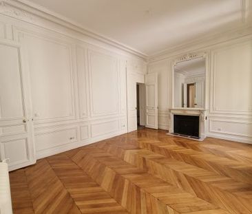 Tout savoir sur cet appartement dans le quartier Legendre-Lévis, à ... - Photo 2