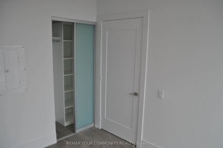 118 Merchants' Wharf #812 - Photo 3