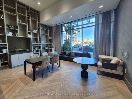 For Lease - 2450 Old Bronte Road Unit# 231, Oakville, Ontario - Photo 2