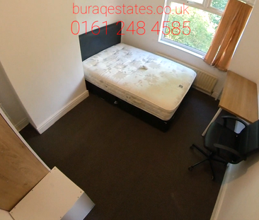 4 bedroom semi-detached house to rent - Photo 4