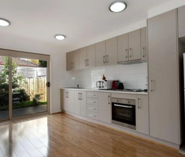 Unit 1/19A Mt Dandenong Road, Ringwood East. - Photo 3