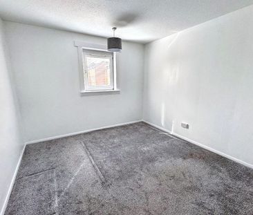 2 Bed, Second Floor Flat - Photo 6